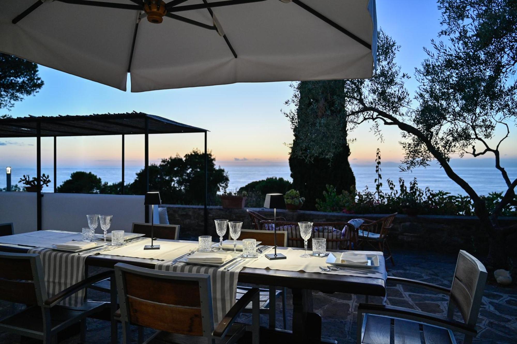 Albeca Boutique Hotel - Relais De Charme Sul Mare Castellabate Ngoại thất bức ảnh